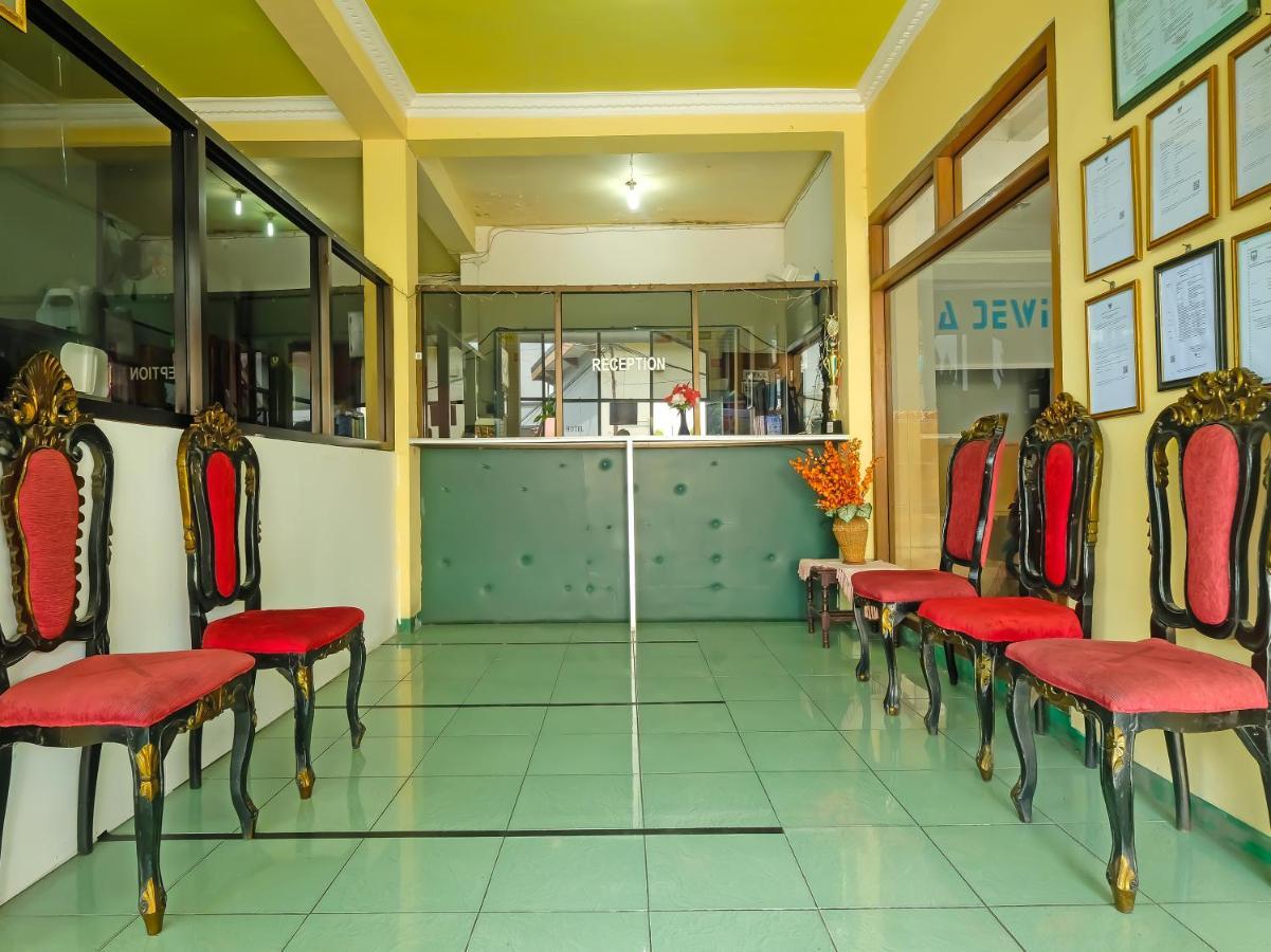 Collection O 91914 Hotel Citra Dewi 2 Int'S Semarang Esterno foto