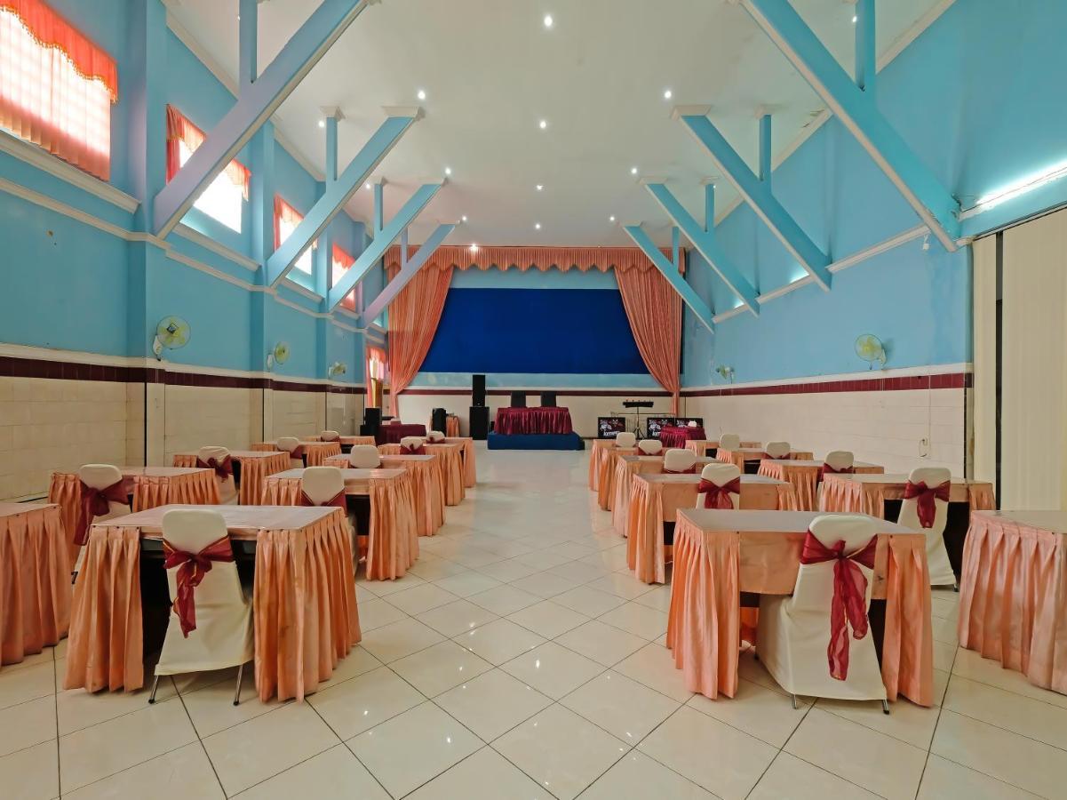 Collection O 91914 Hotel Citra Dewi 2 Int'S Semarang Esterno foto