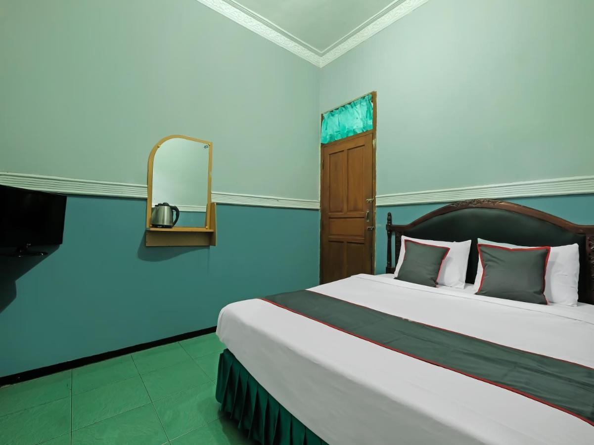 Collection O 91914 Hotel Citra Dewi 2 Int'S Semarang Esterno foto